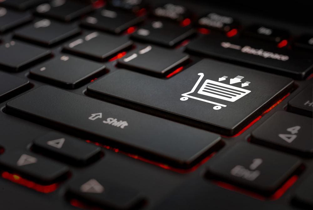 Continuous Store Uptime: Expert Maintenance & Support'